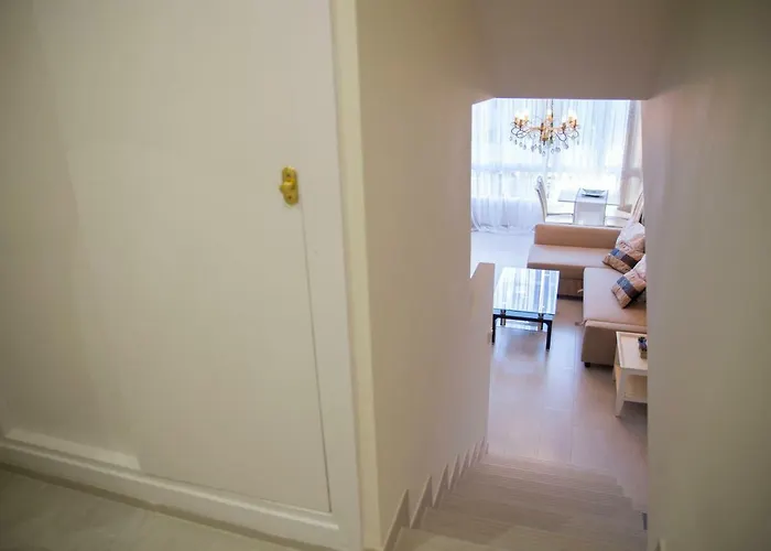 Casa Tiki * Эстепона